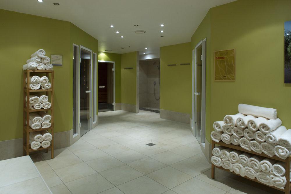 Hotel Sheraton Grand Esplanade 5*
